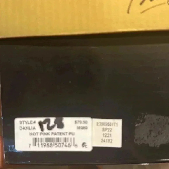 Thalia Sodi Star studded ⭐️ Women’s size 8US - Picture 8 of 8